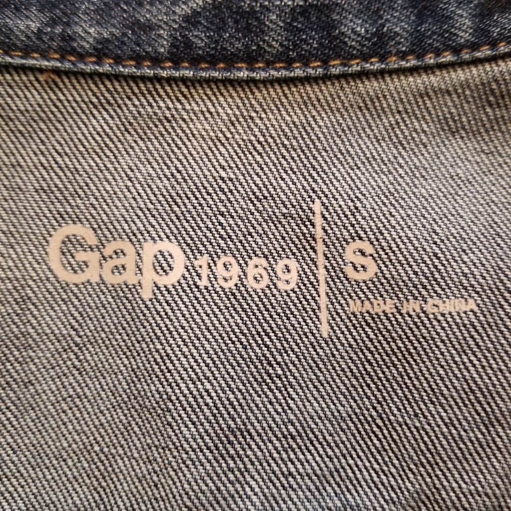 Gap Jean Jacket - image 6